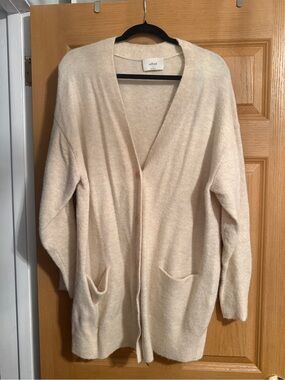 Wilfred Cream Relaxed V-Neck Button Cardigan
